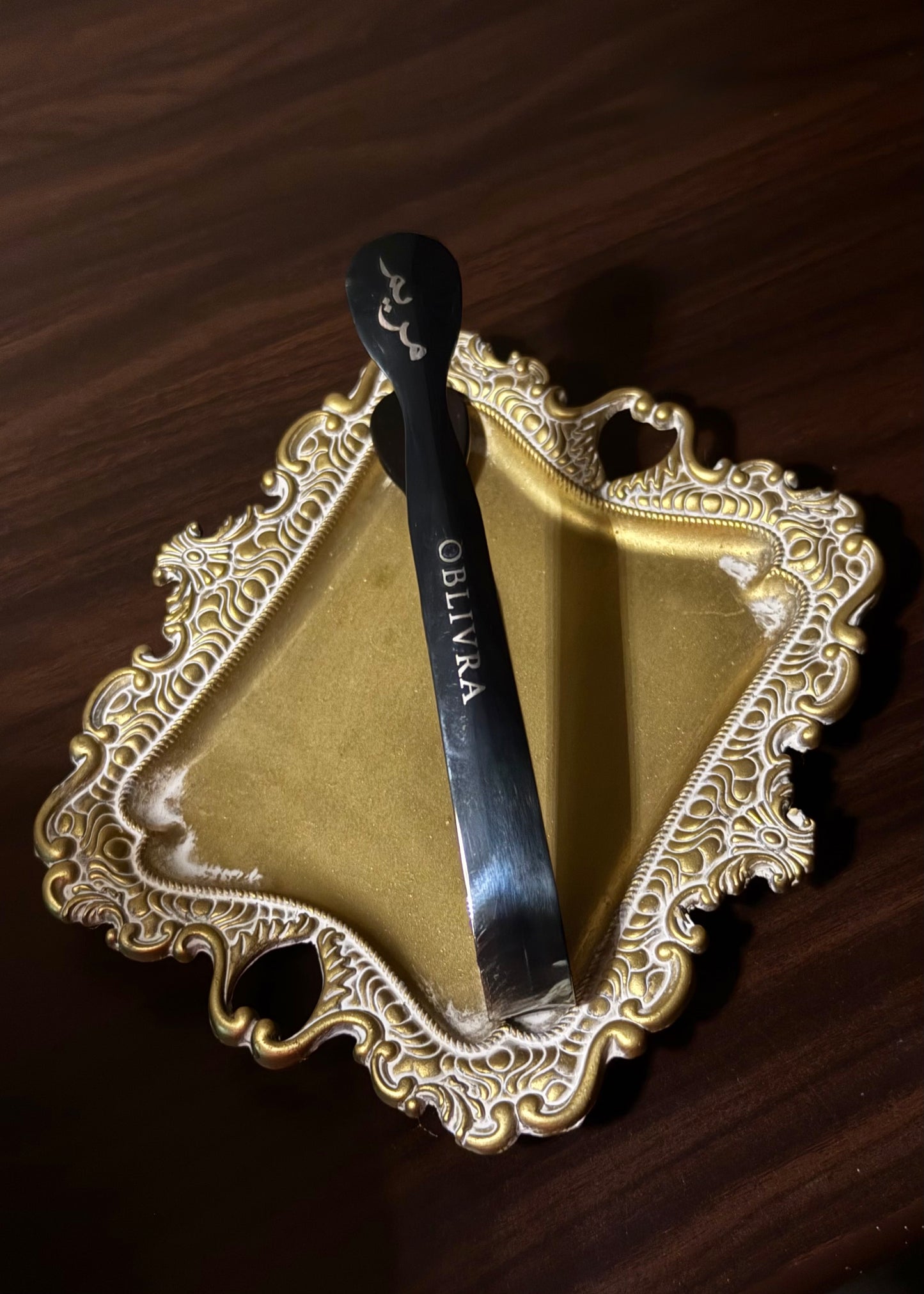 OBLIVRA TONGS